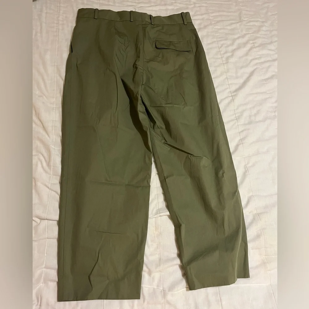 Brand - Picture 2 of 4